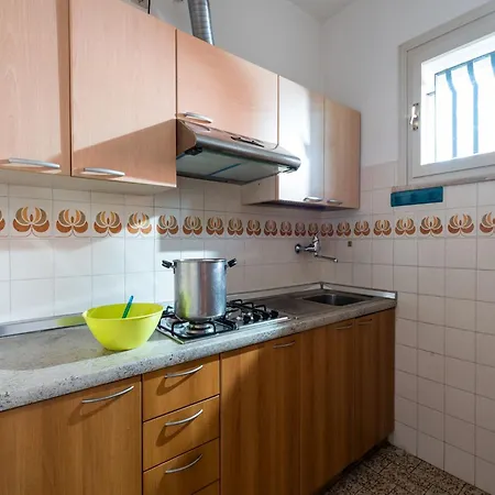 Charming Townhouse With Garden And Pool Apartment Bibione